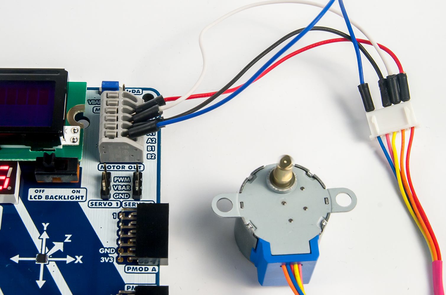 Figure A.6.  Stepper motor connector to Basys MX3 connection. The stepper motor pink wire is not connected.