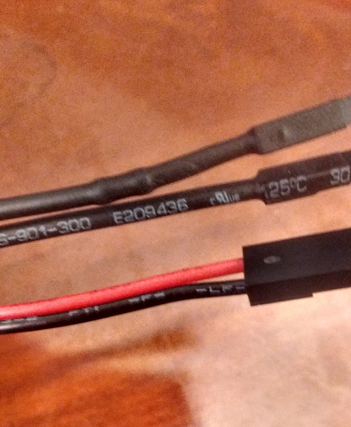 different_ends_of_the_twisted_wires.jpg